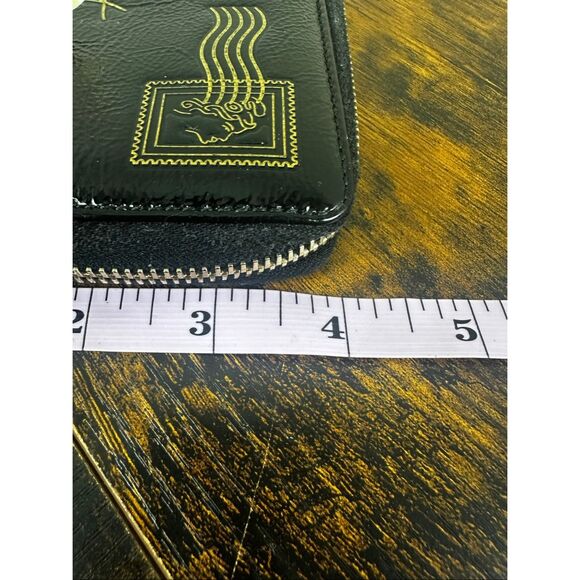 Yves Saint Laurent “Postcard” Black Patent Leather Zip Wallet | Vintage YSL 2011 - Picture 16 of 16